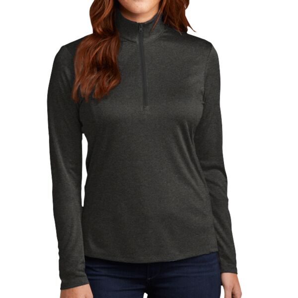 Avon Women's Endeavor 1/2 Zip Pullover Thumbnail